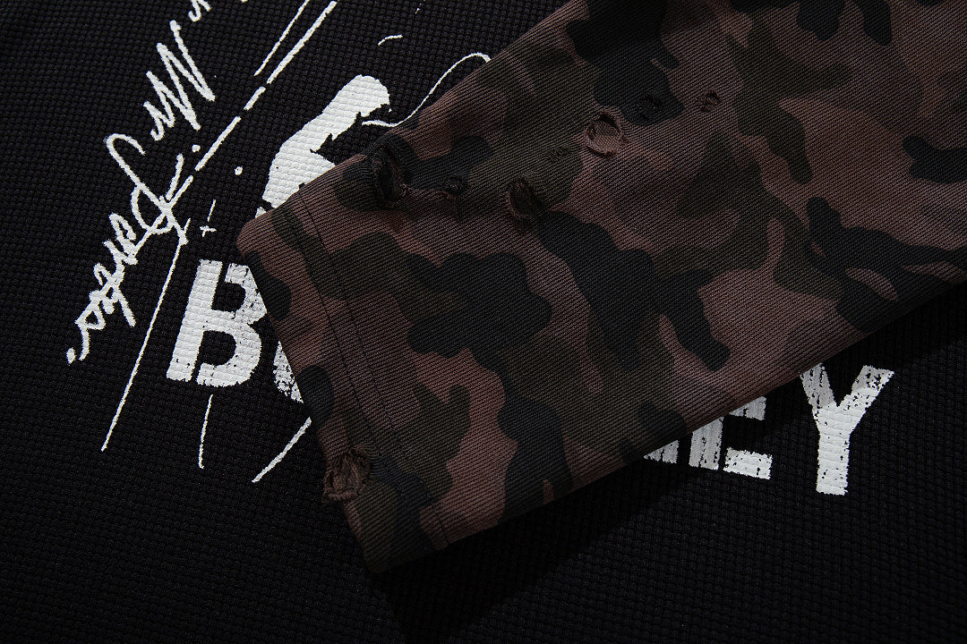 Black long-sleeve raglan T-shirt with camouflage pattern