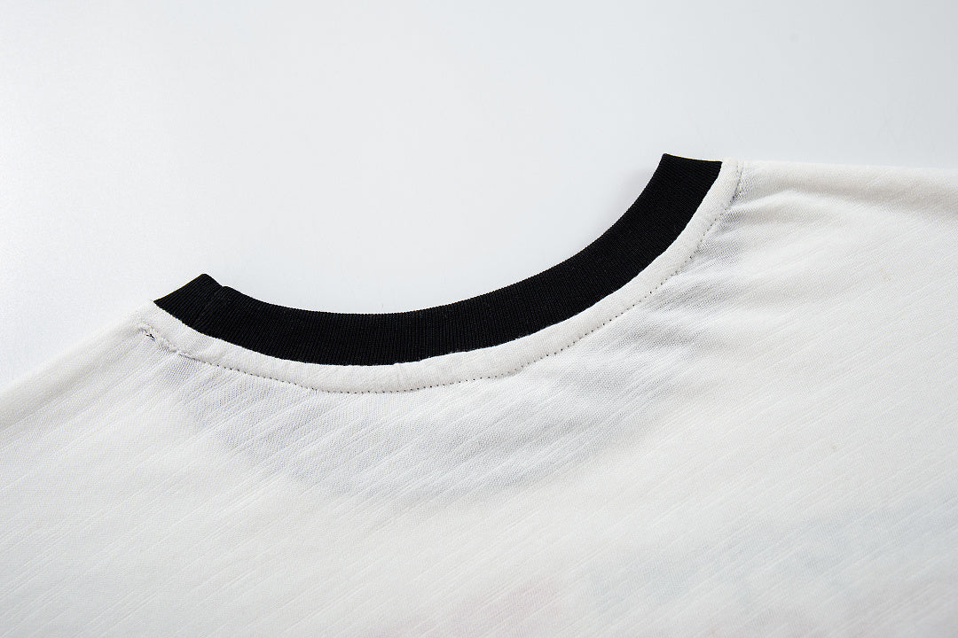 White long-sleeve slub cotton T-shirt