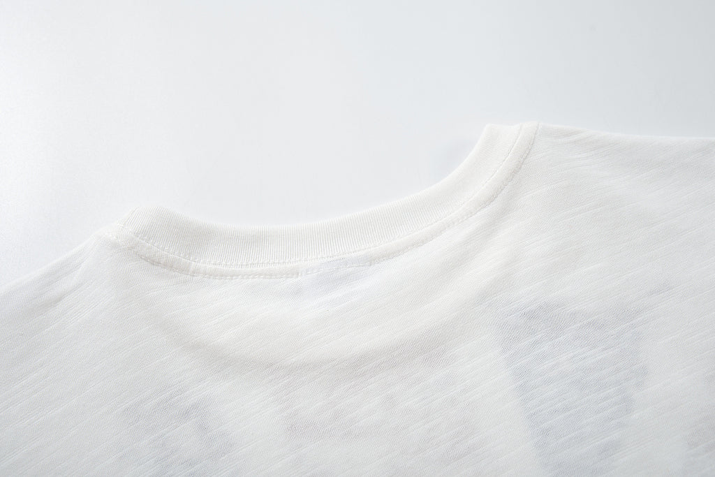 White long-sleeve slub cotton T-shirt