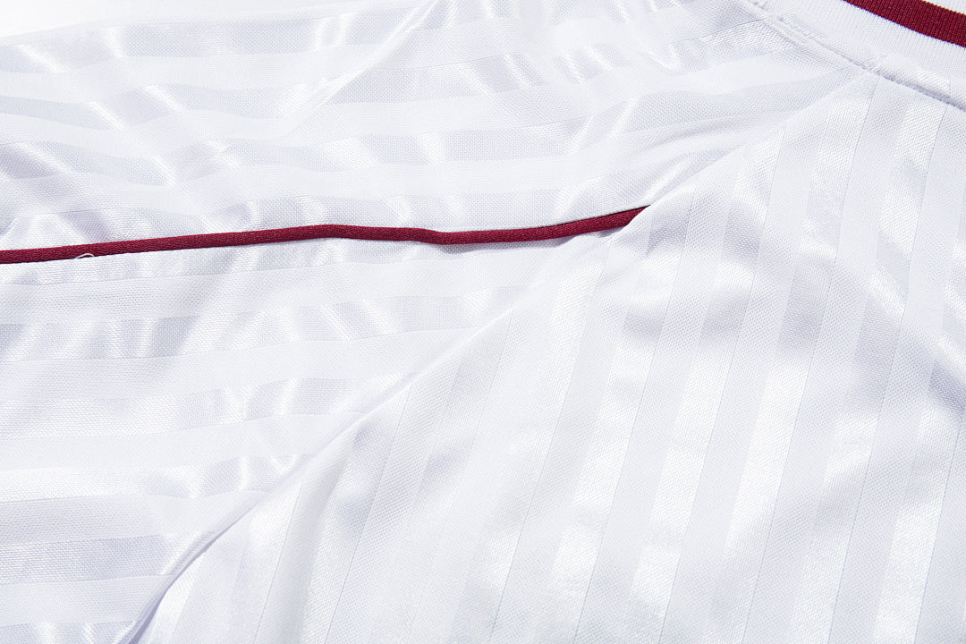 V-neck long-sleeved Jersey