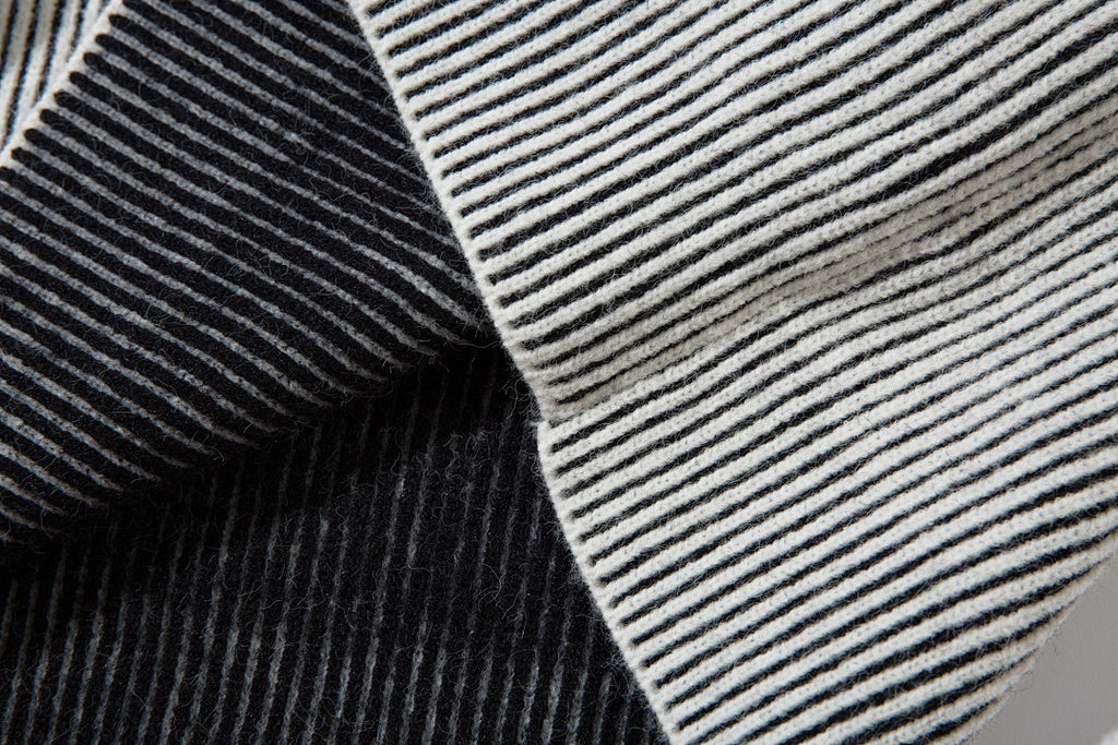 Reversible knit sweater, black