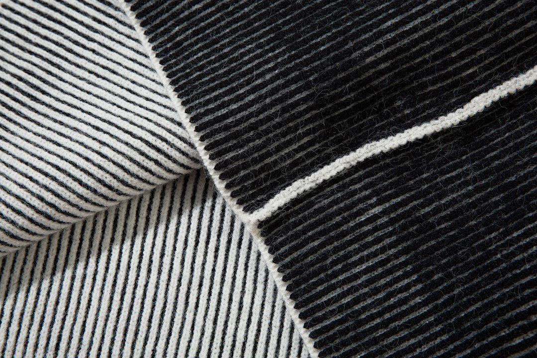Reversible knit sweater, black