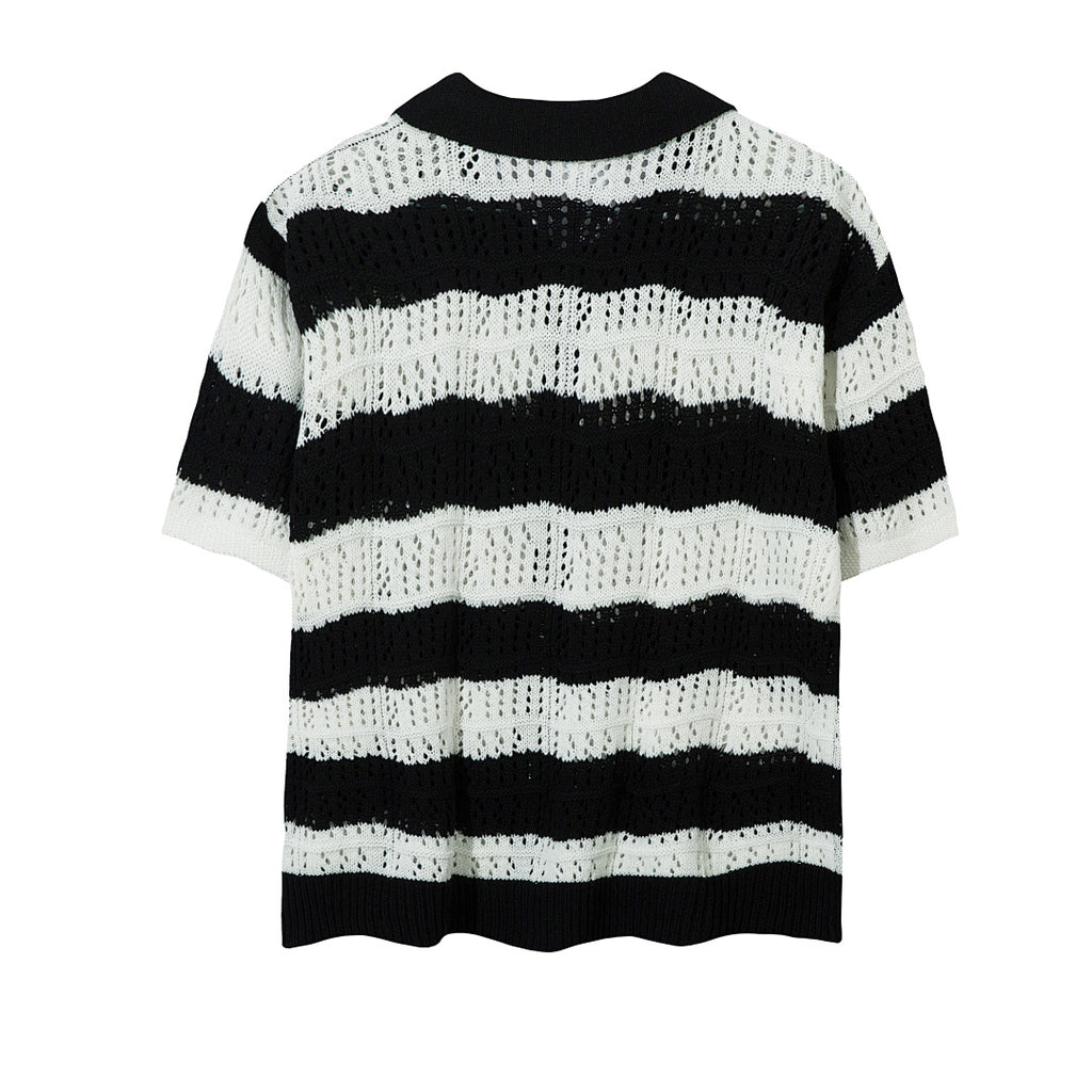 Black short-sleeved knit sweater