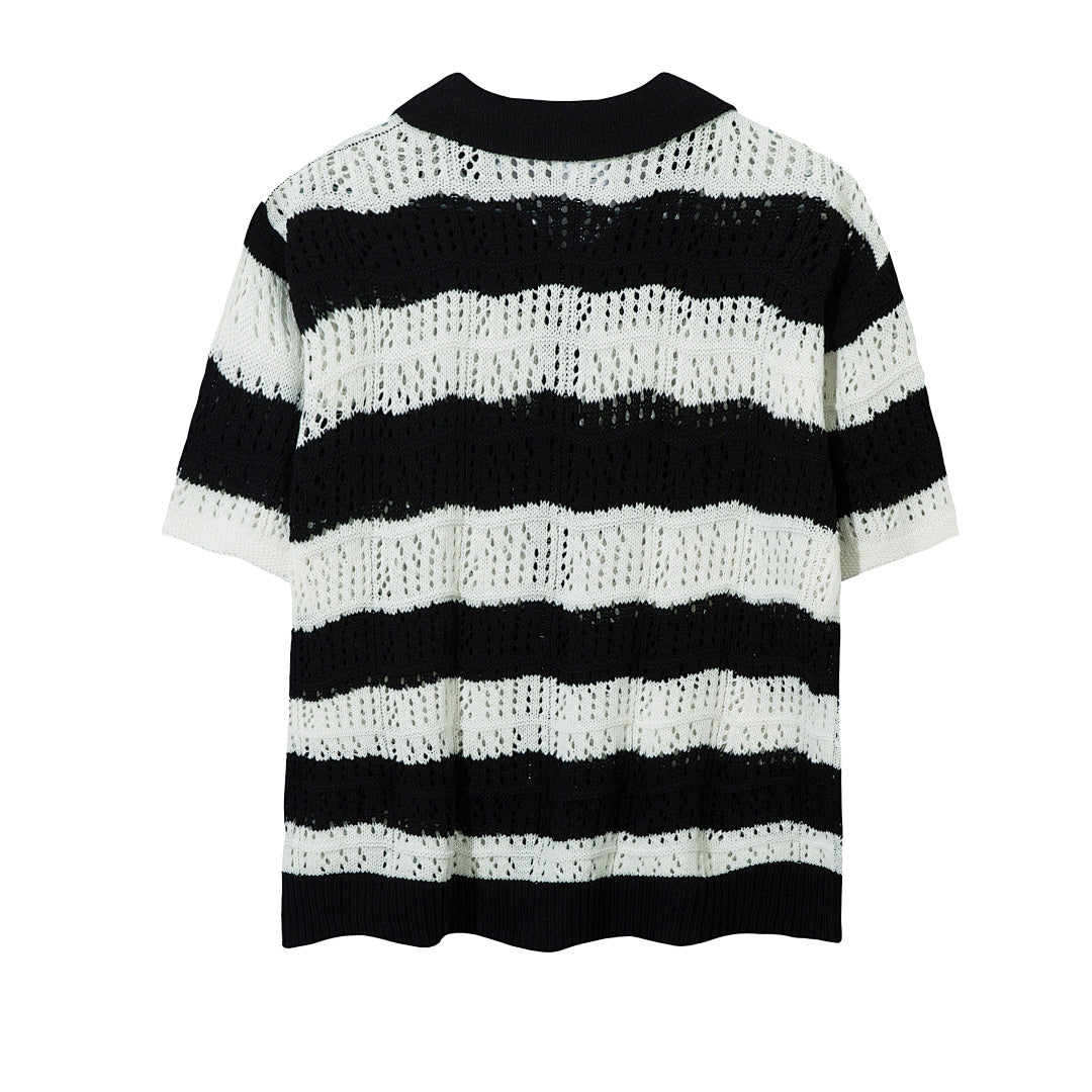 Black short-sleeved knit sweater