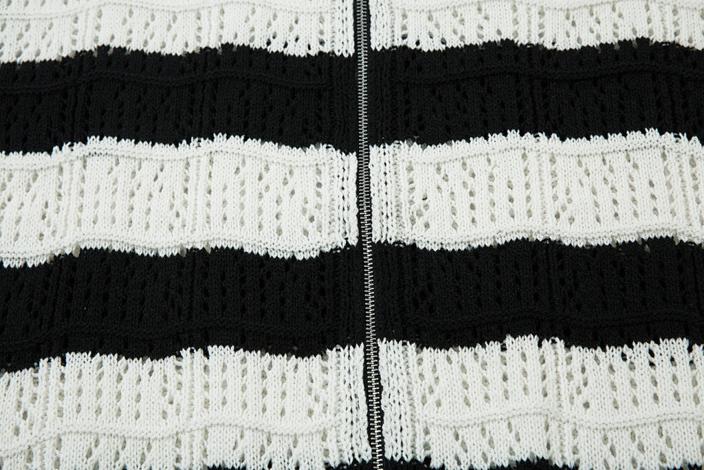 Black short-sleeved knit sweater