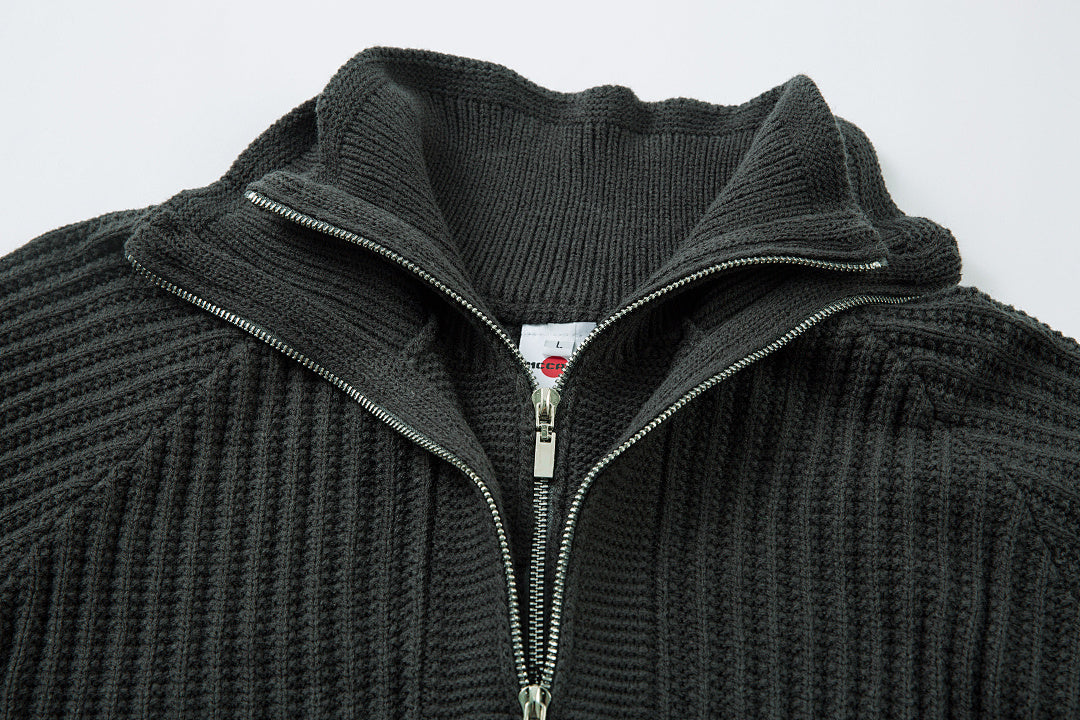 Double-collar sweater