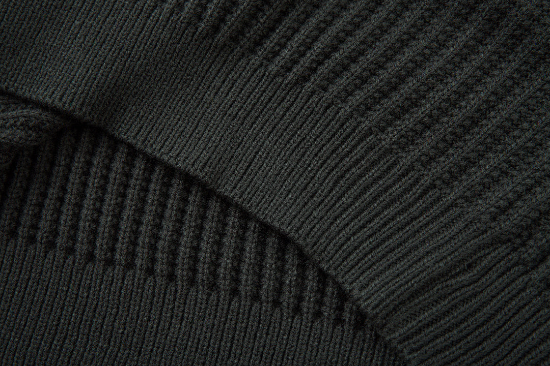 Double-collar sweater