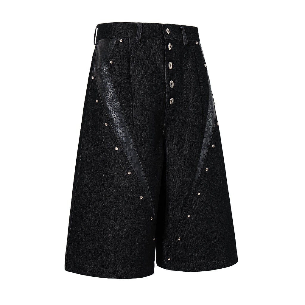 Black cropped jeans