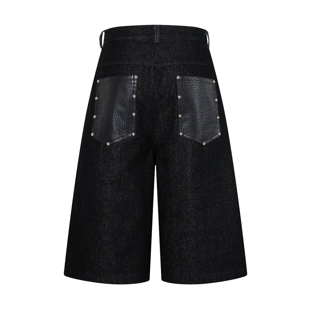 Black cropped jeans