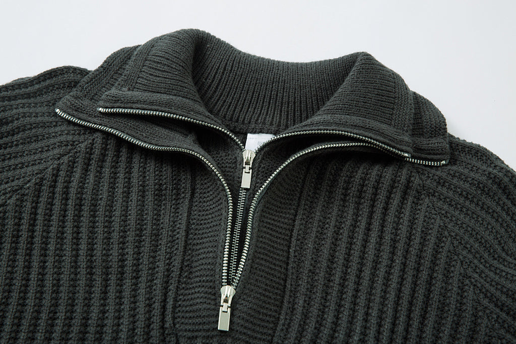 Double-collar sweater