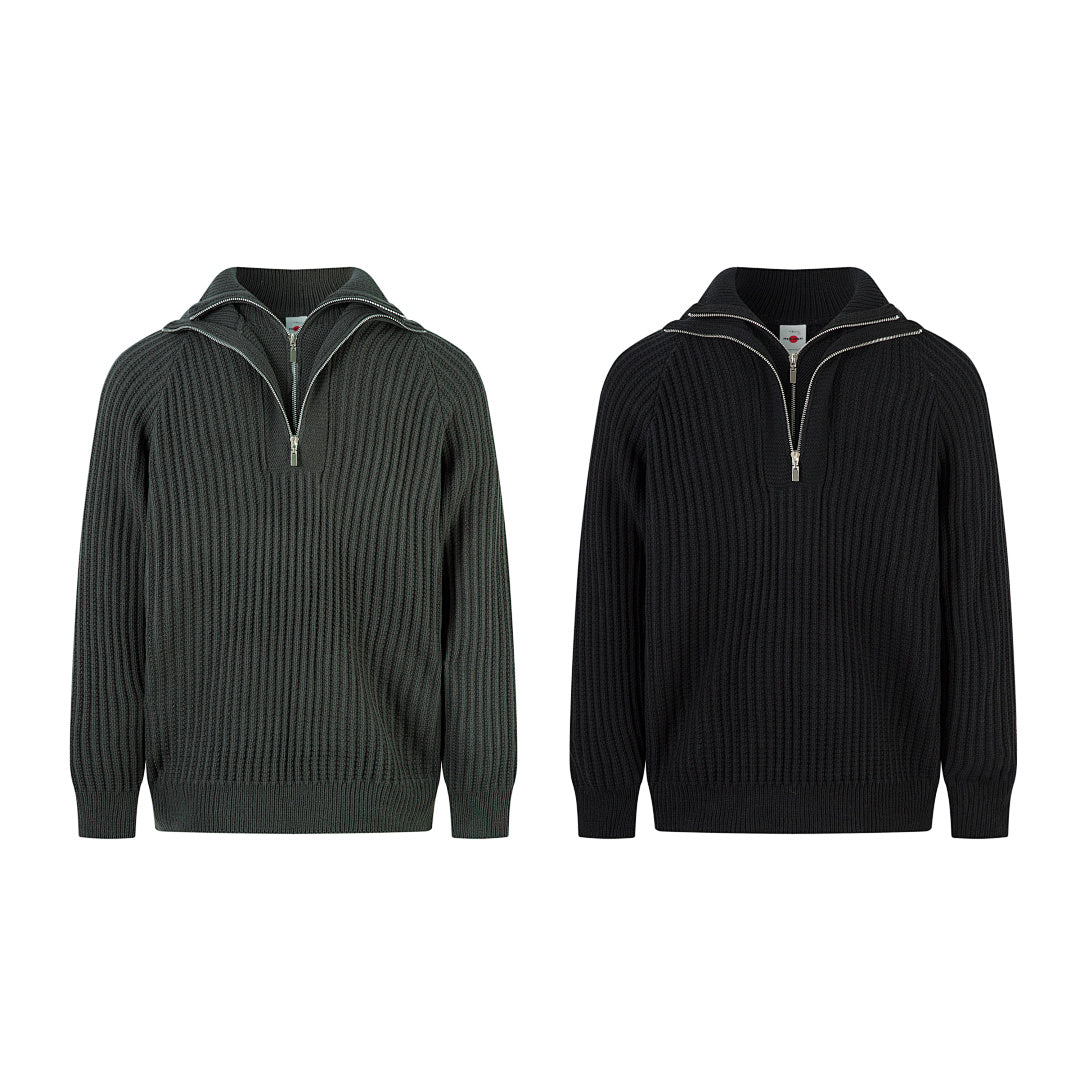 Double-collar sweater